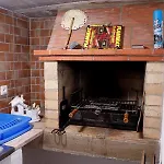 Dom wakacyjny Casa Rustica Em - Karmea Alte