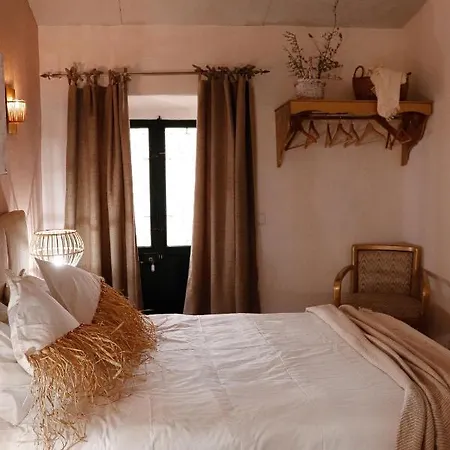 בית נופש Casa Rustica Em - Karmea *