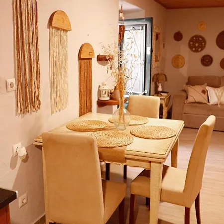 Nyaraló Casa Rustica Em - Karmea